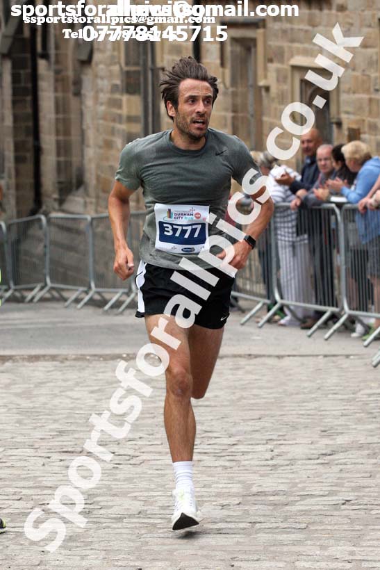 Durham City 10k, Durham City 10k and 5k Road Races. Photo: David T. Hewitson/Sports for All Pics